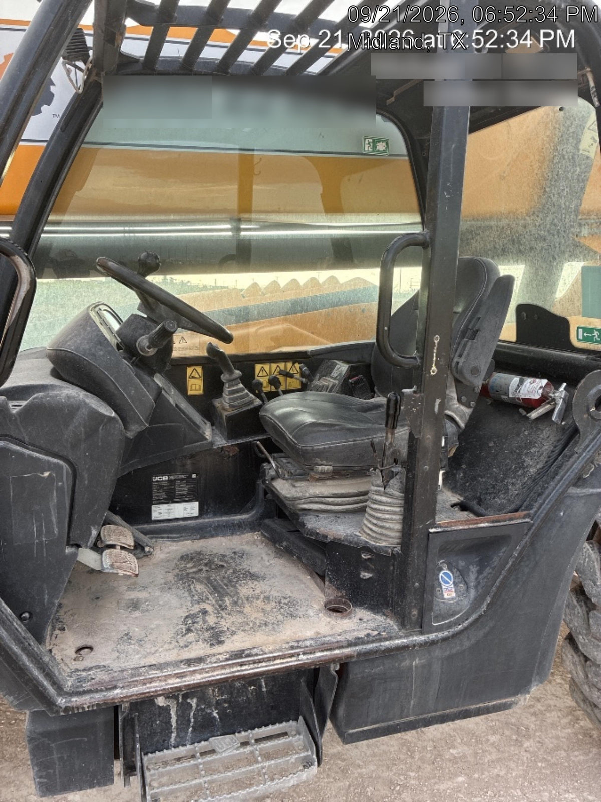 2021 JCB 512-56