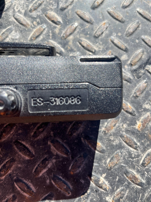 2023 MOTOROLA R7 DISPLAY