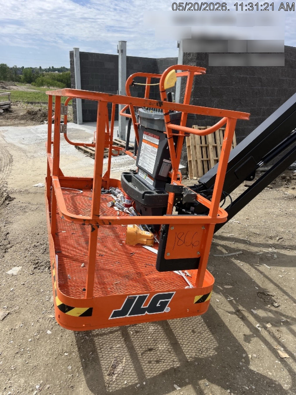 2025 JLG 660SJ