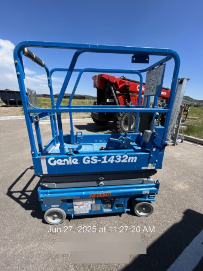 2023 GENIE GS-1432