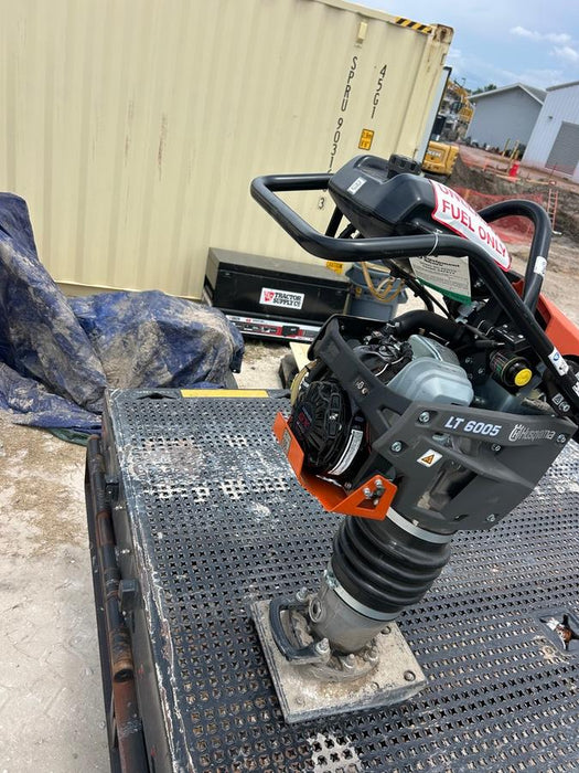 2024 HUSQVARNA LT6005