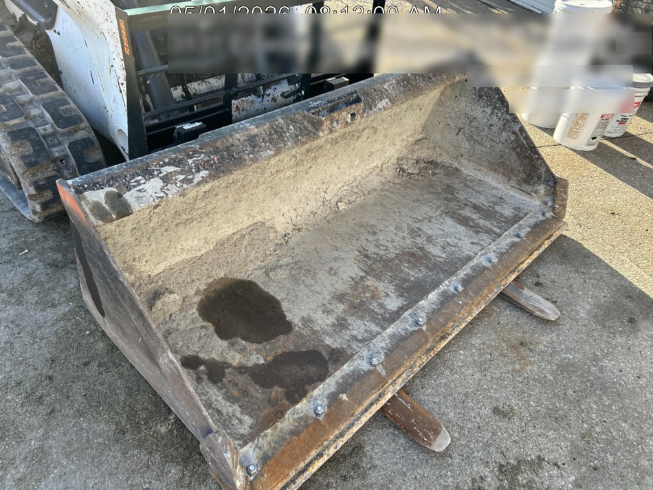 2025 ARROW MATERIAL HANDLING 24" Pallet Fork Frame