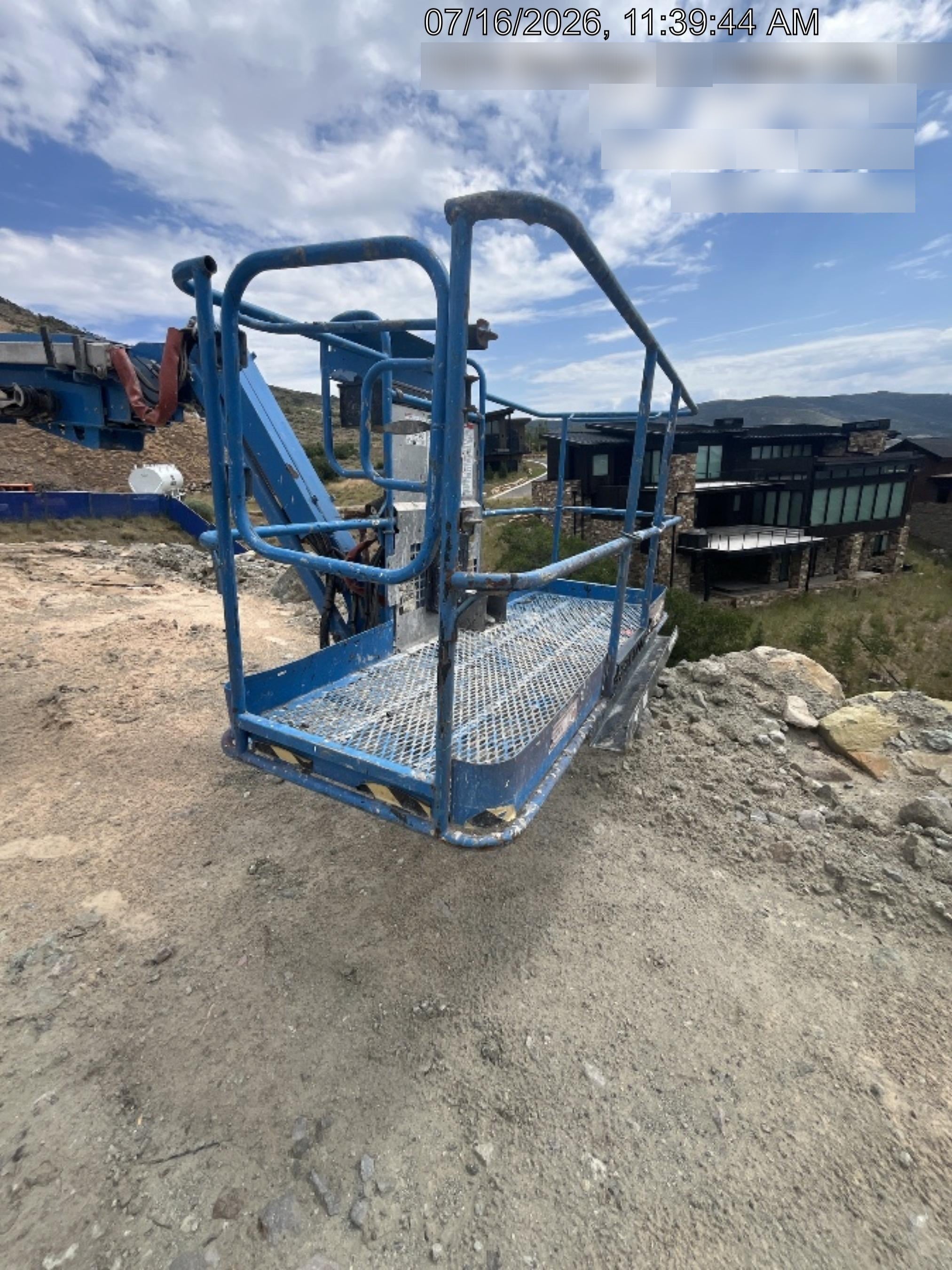 2016 GENIE S-85
