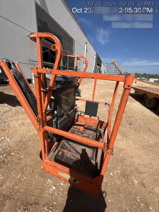 2019 JLG E400AJPN