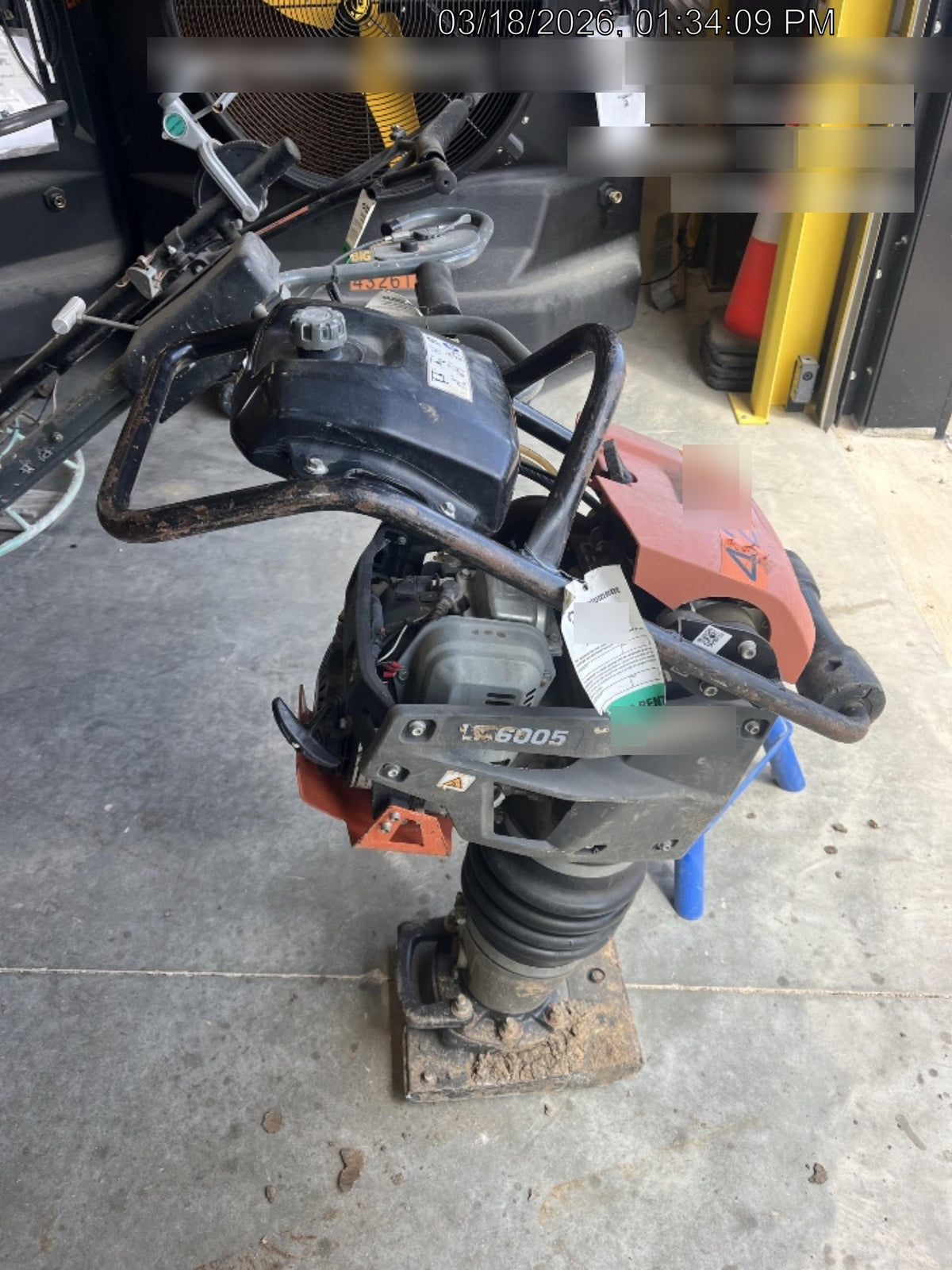 2024 HUSQVARNA LT6005