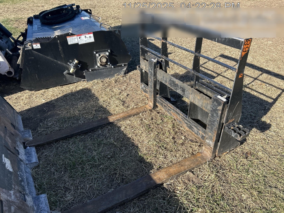 2022 ARROW MATERIAL HANDLING 48" Pallet Forks - Arrow