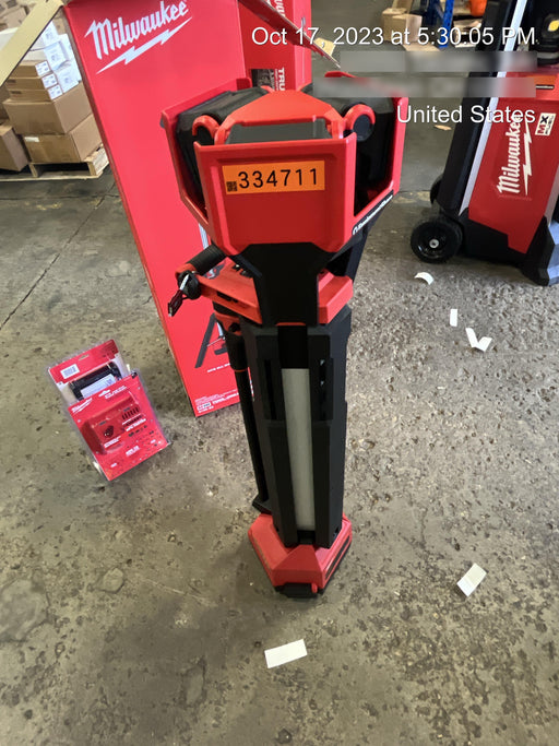 2023 MILWAUKEE 2136-20