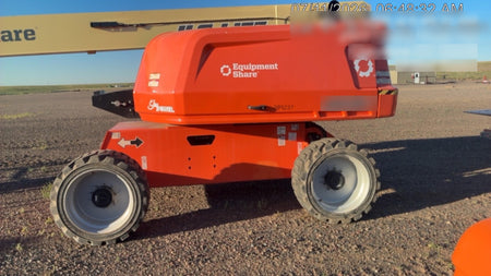 2023 JLG 660SJ