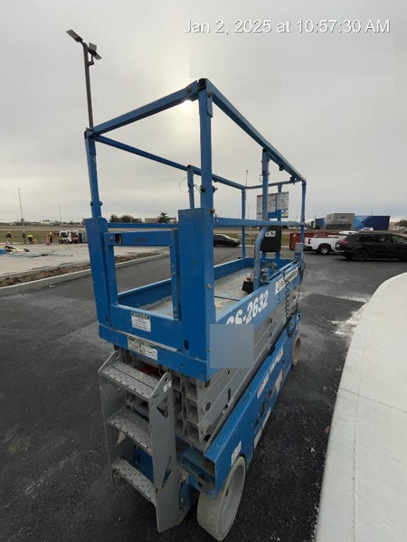 2020 Genie GS-2632 Standard, Folding half height swing gate