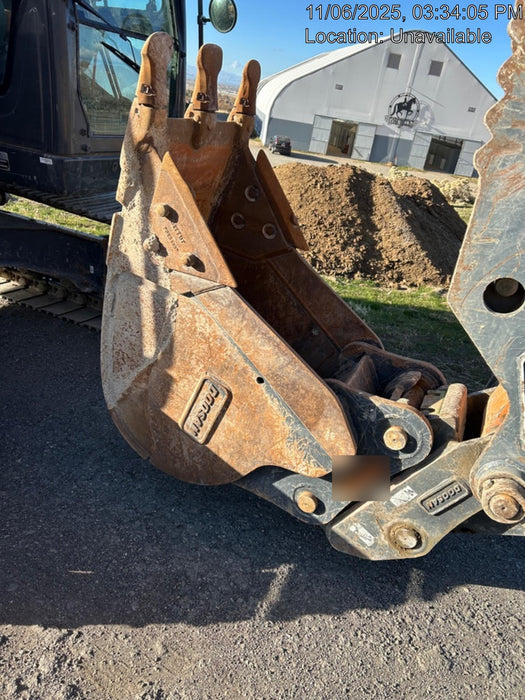 2020 DOOSAN 24" Bucket-Doosan