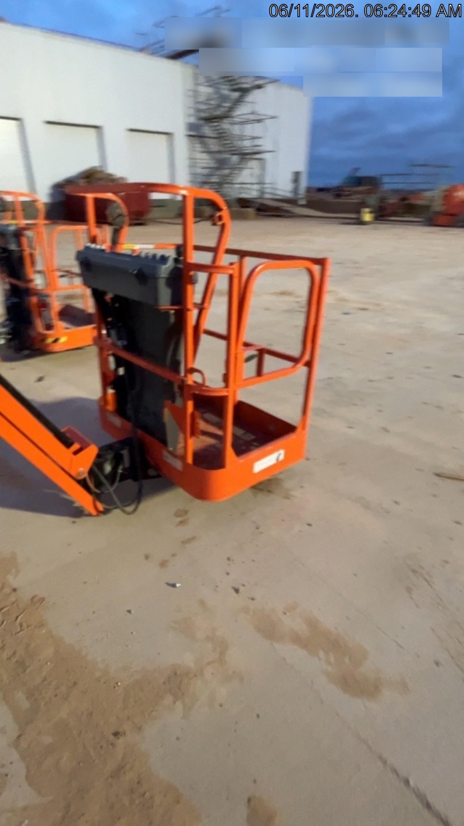 2019 JLG E300AJP