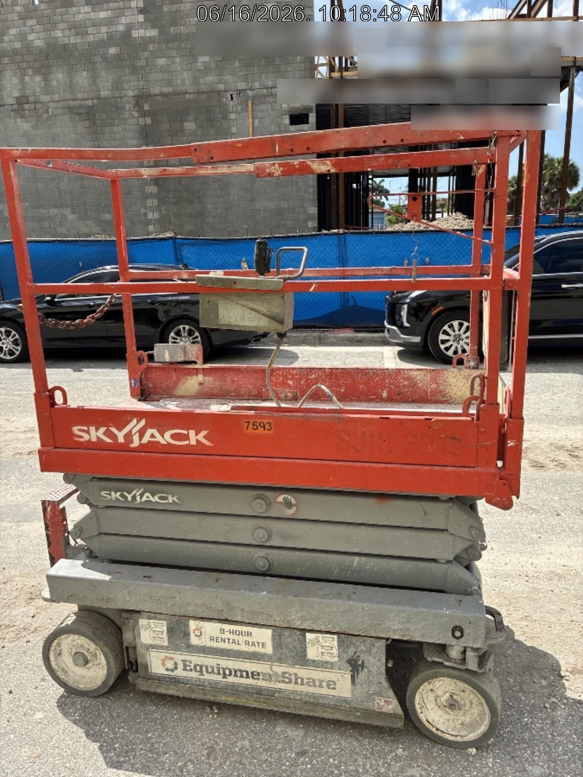 2018 Skyjack SJIII-3219 Skyjack SJIII3219 Scissor Lift w/Trojan Batteries