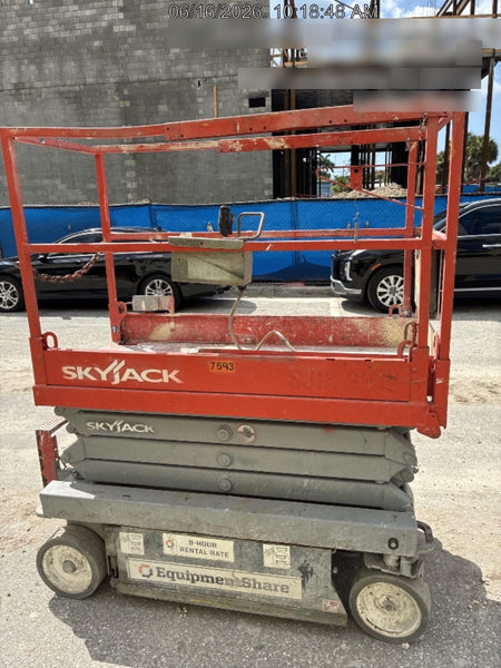 2018 Skyjack SJIII-3219 Skyjack SJIII3219 Scissor Lift w/Trojan Batteries
