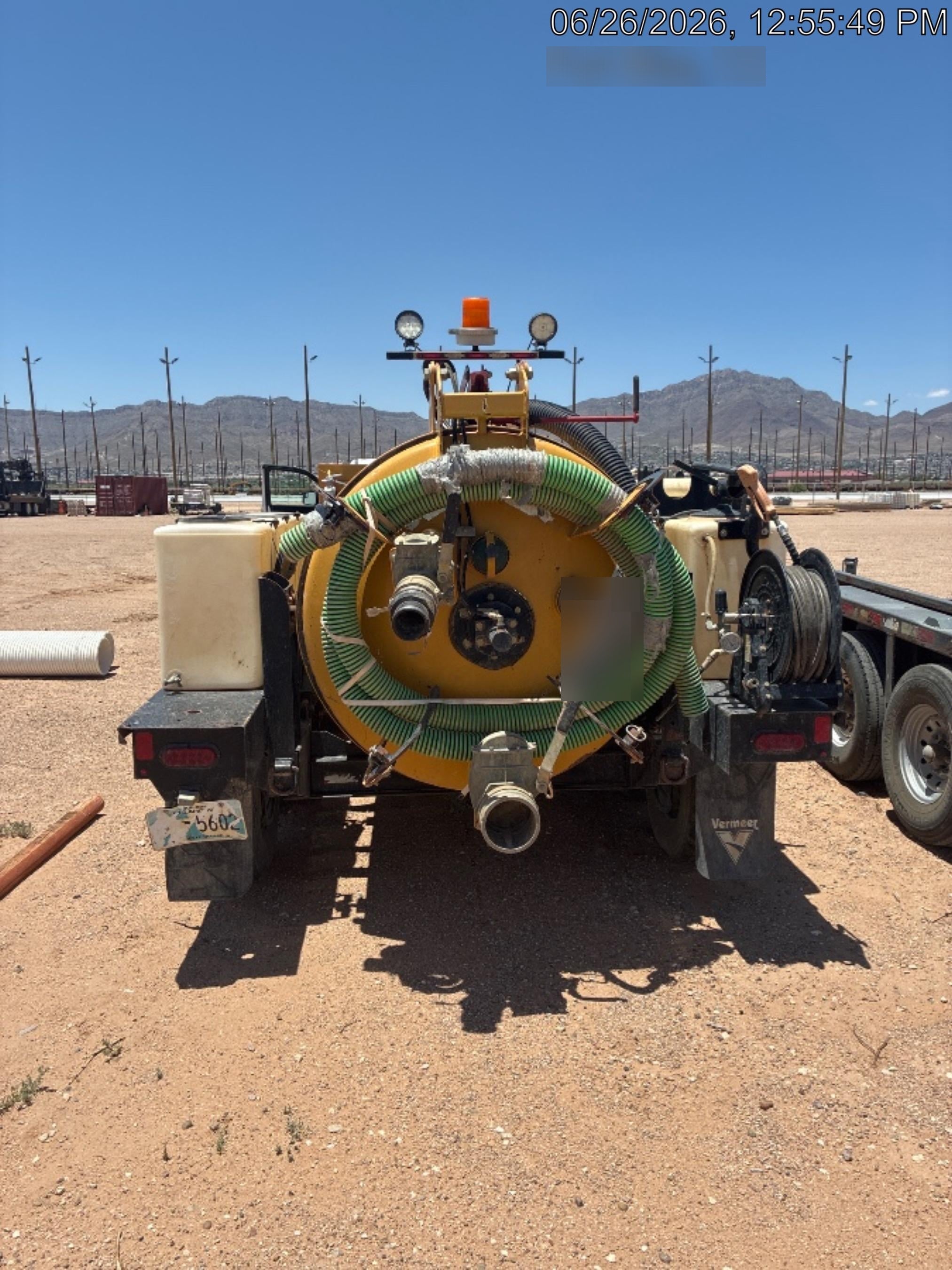 2022 VAC-TRON LP573XDT