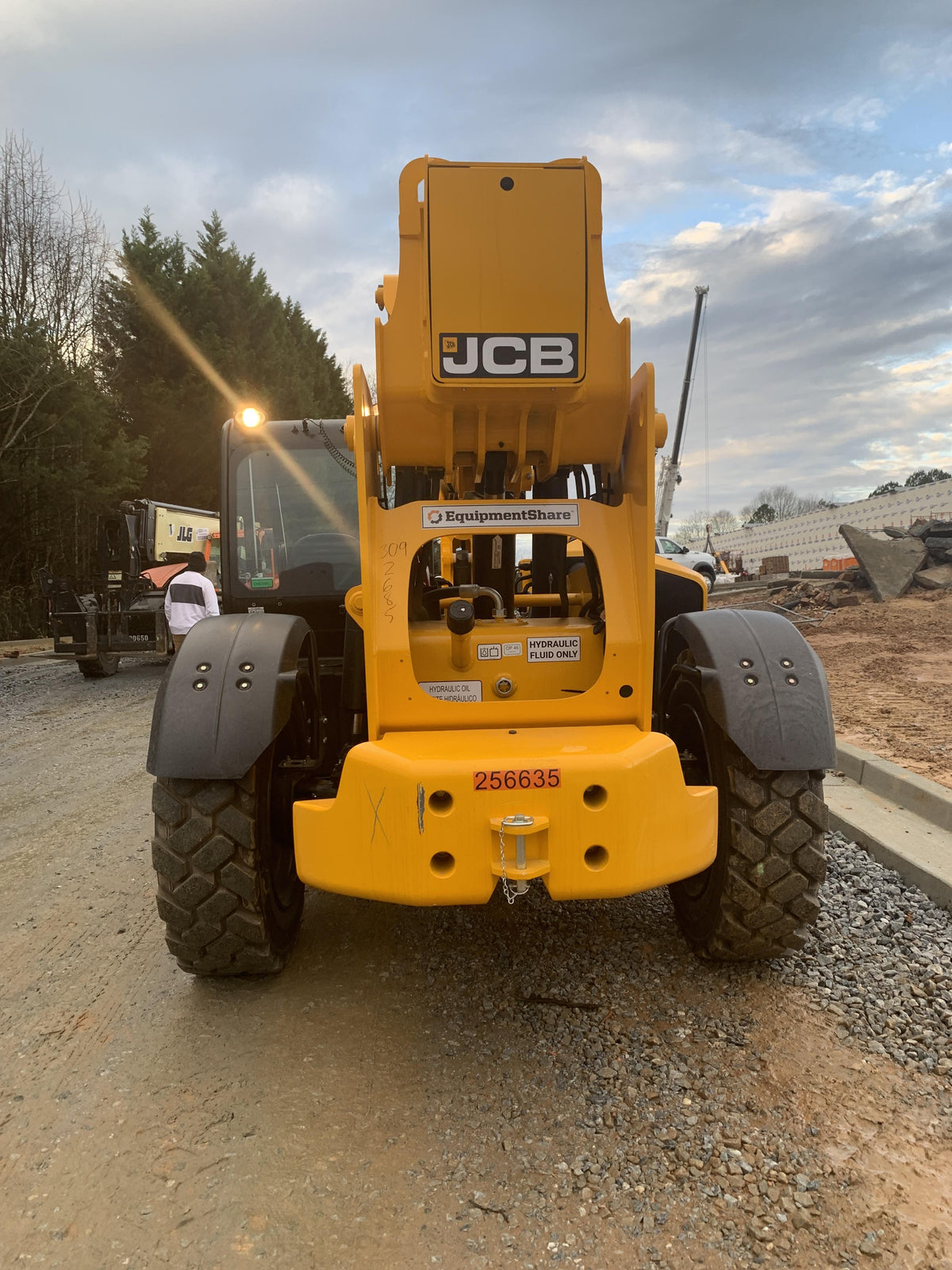 2022 JCB 512-56