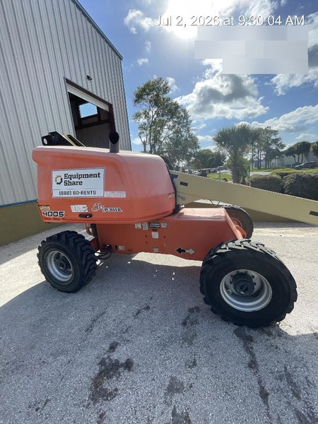 2021 JLG 400S