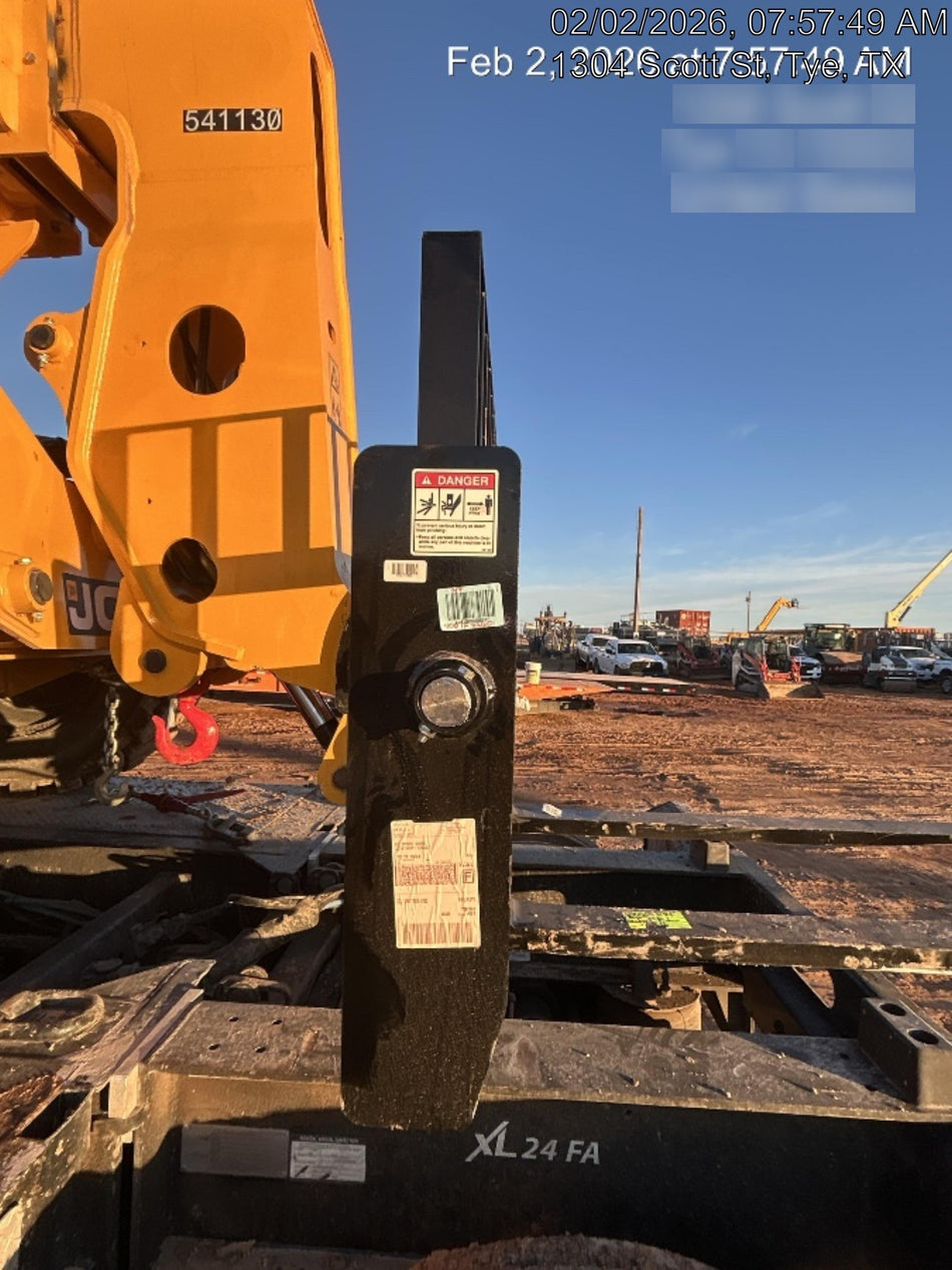 2025 JCB 400/F7377