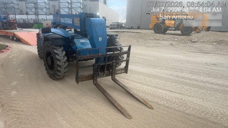 2018 Genie GTH-844 Genie GTH-844D w/Open ROPS, Solid Tires, Work Light/Beacon, 60" Carriage and Forks