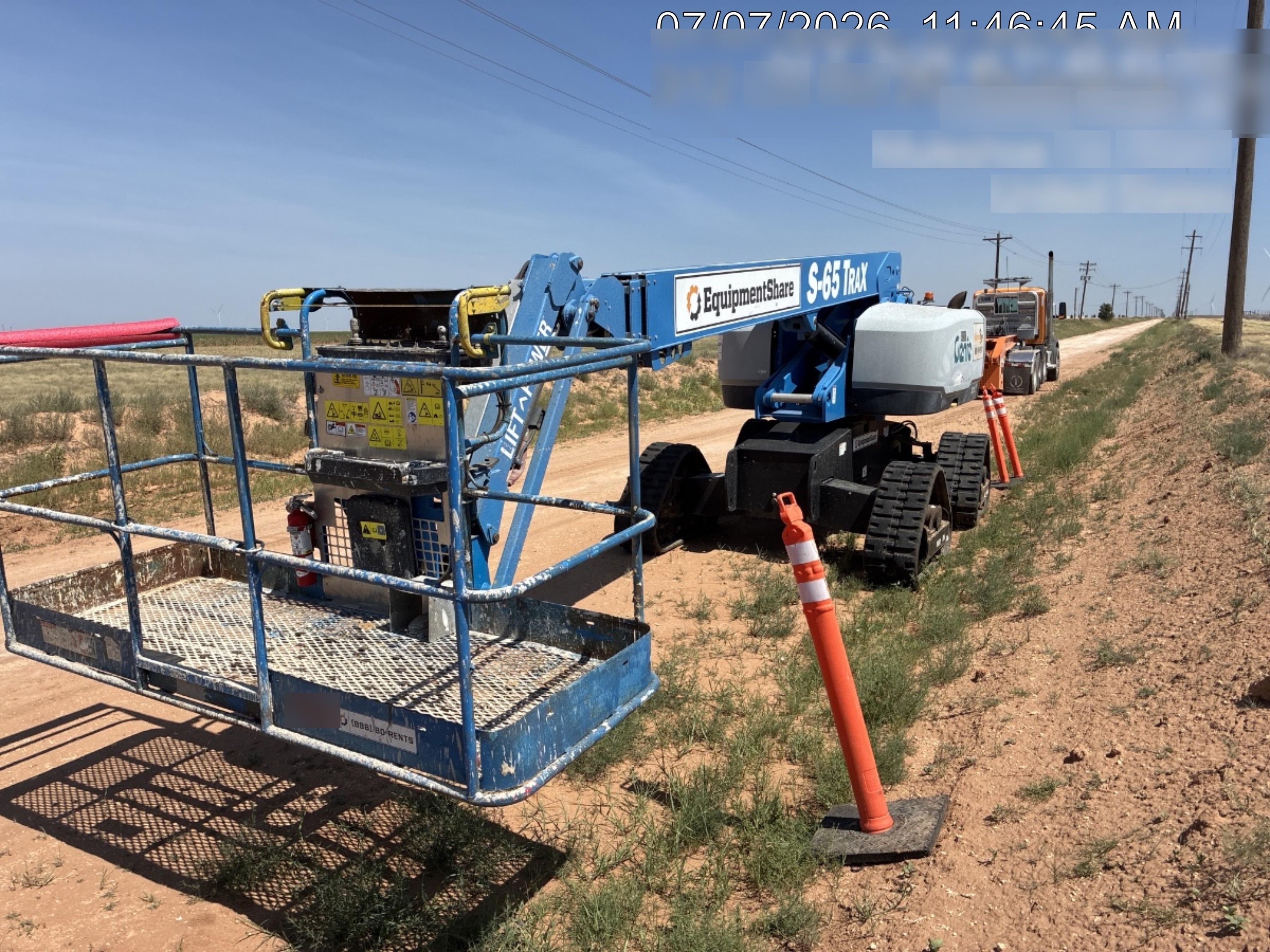 2019 GENIE S-65 TRAX