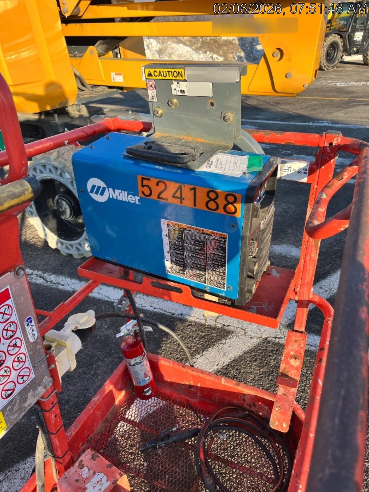 2025 MILLER ELECTRIC CST-282