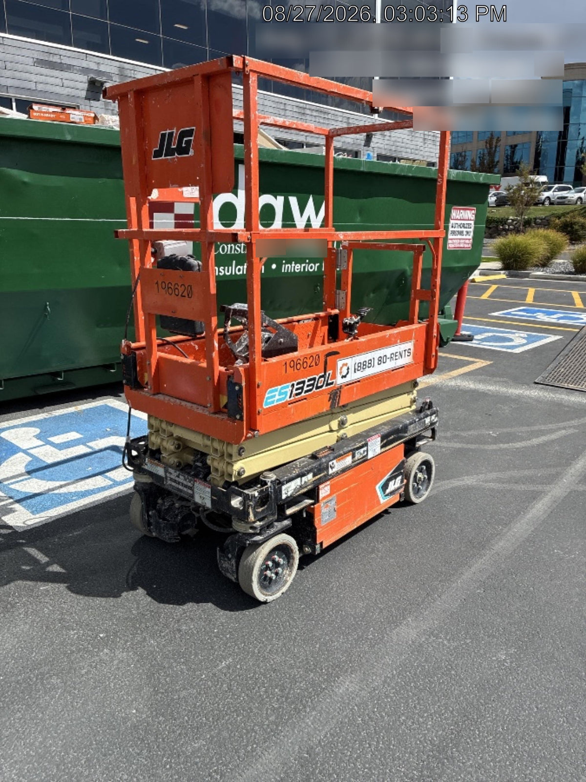 2021 JLG ES1330L
