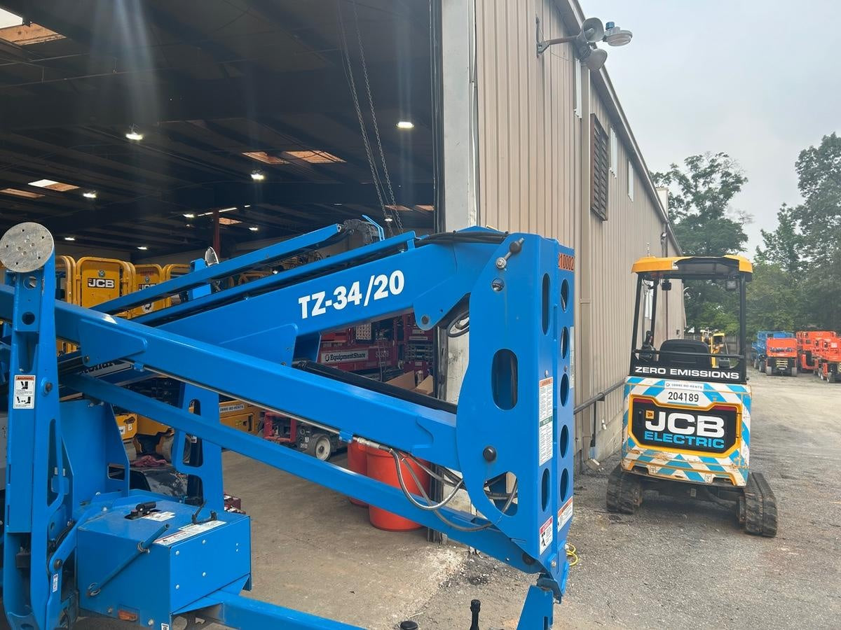 2022 GENIE TZ-34 DC