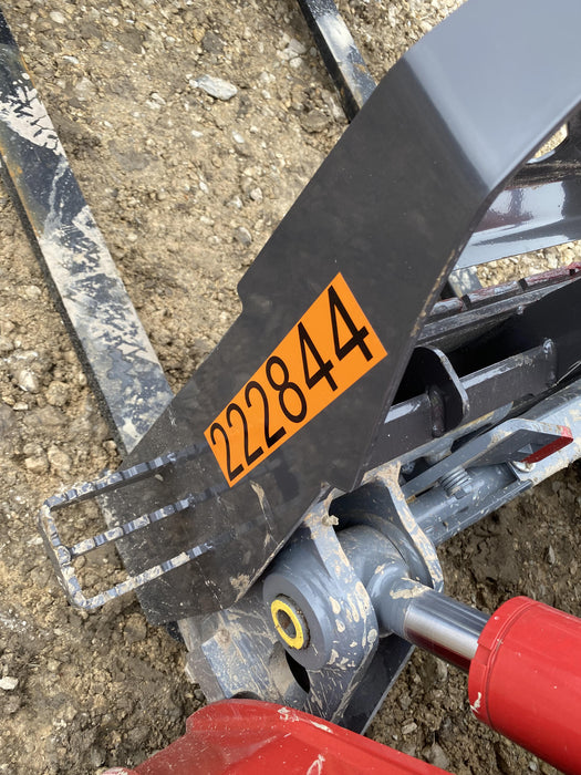 2022 PALADIN 48" Pallet Forks - Paladin