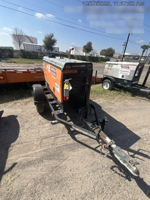 2021 Lincoln Electric Vantage 322 Vantage 322 Ready Pak 3 w/ Decals, ORANGE (includes trailer, cable rack, fender light kit) NO Telematics