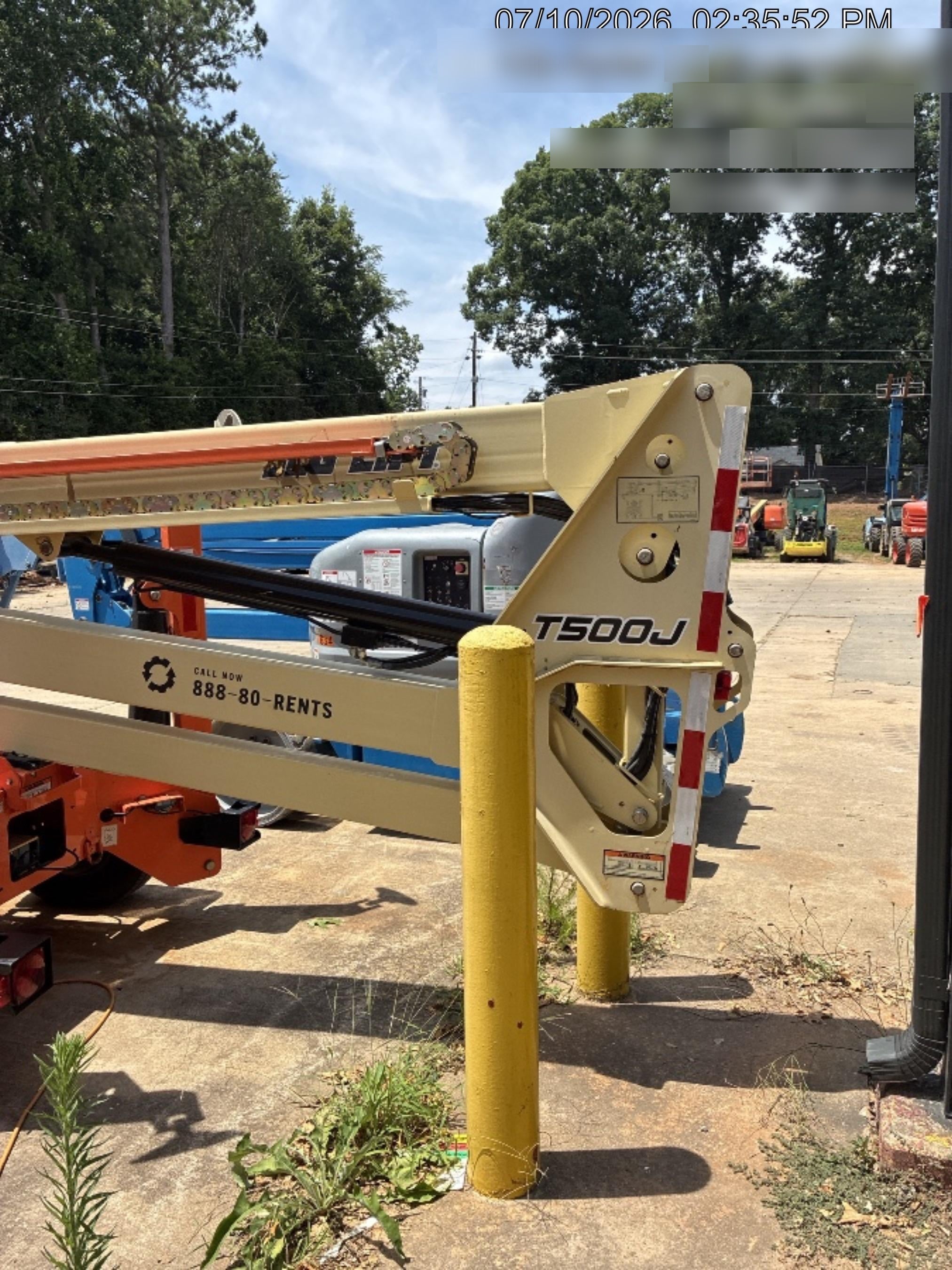 2023 JLG T500J
