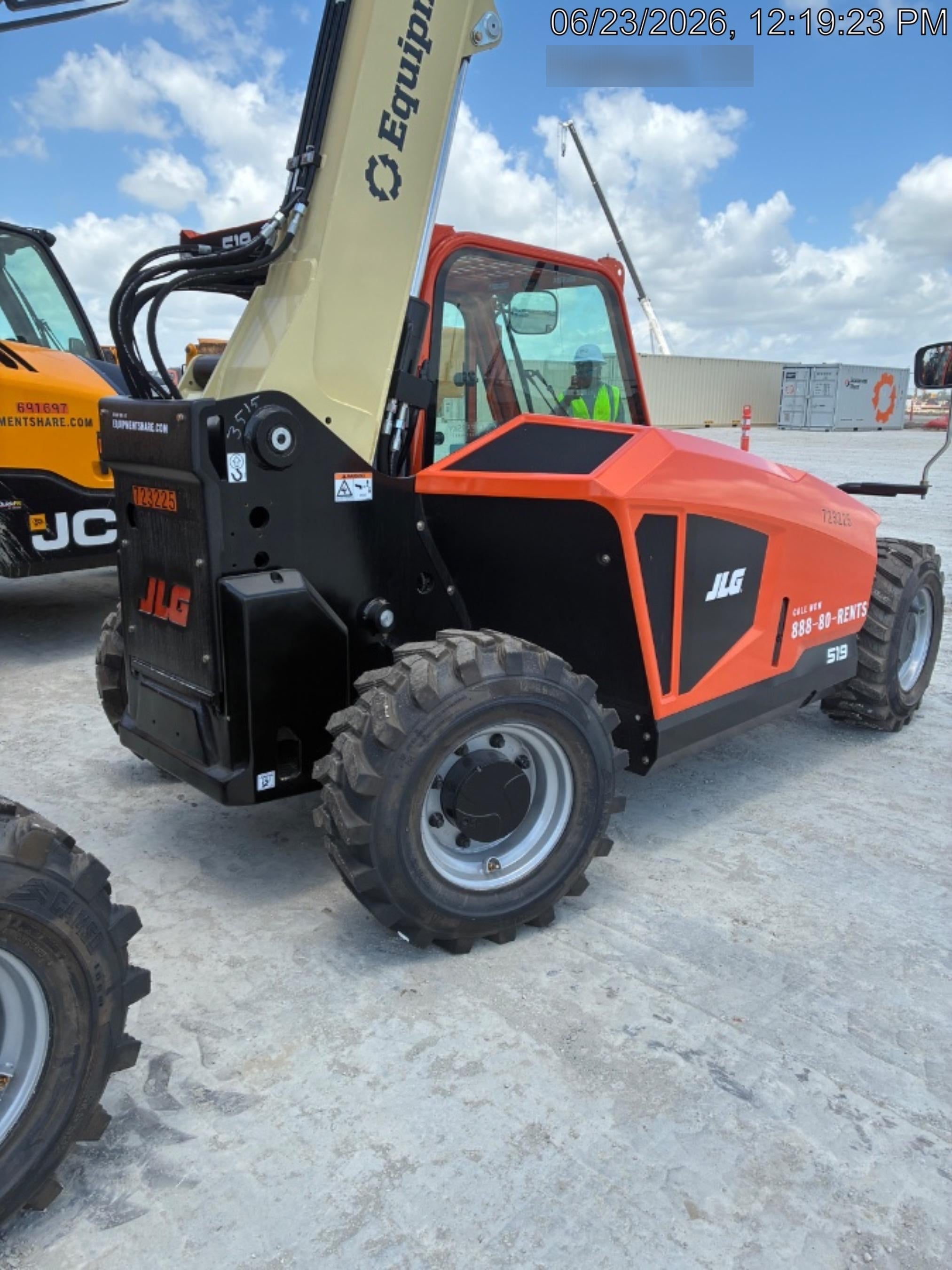 2026 JLG 519