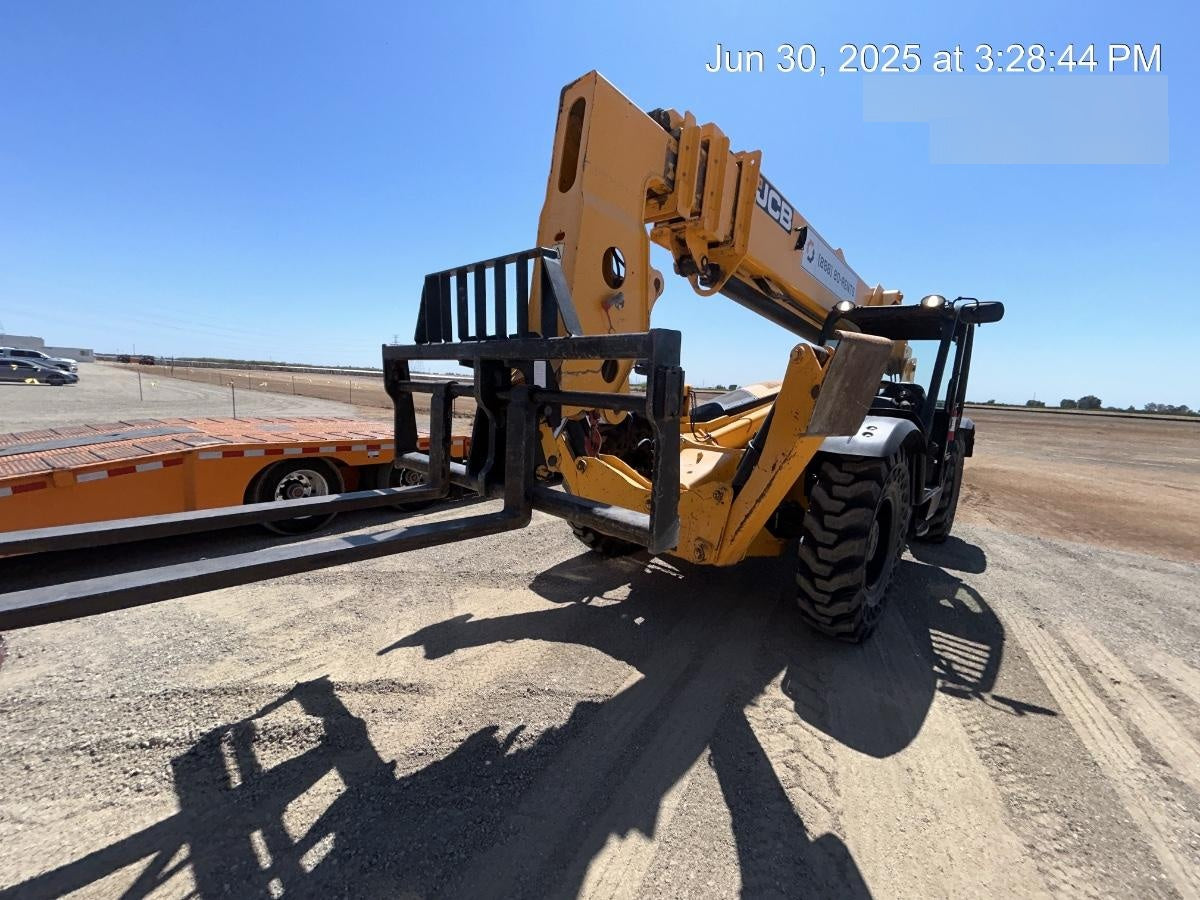 2019 JCB 512-56