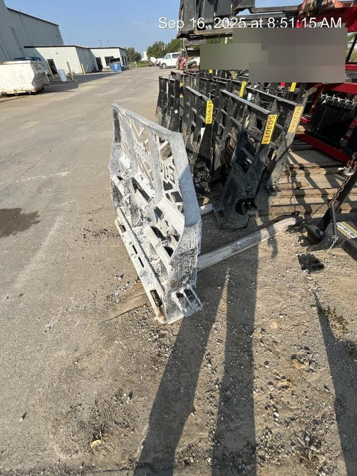 2022 PALADIN 48" Pallet Forks - Paladin
