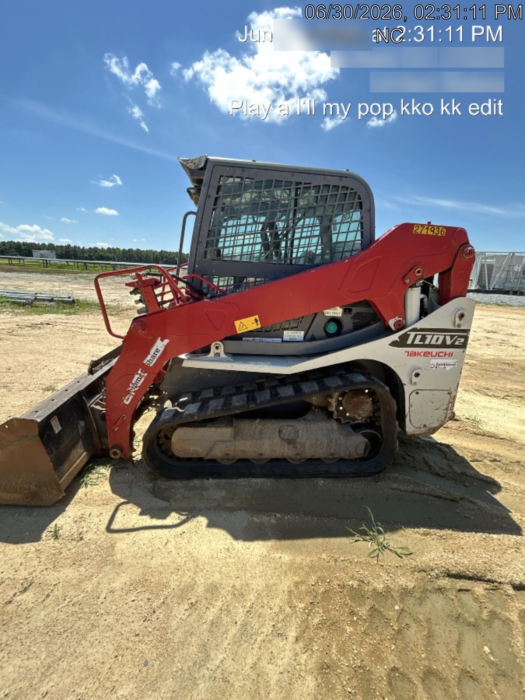 2022 TAKEUCHI TL10V2-CR