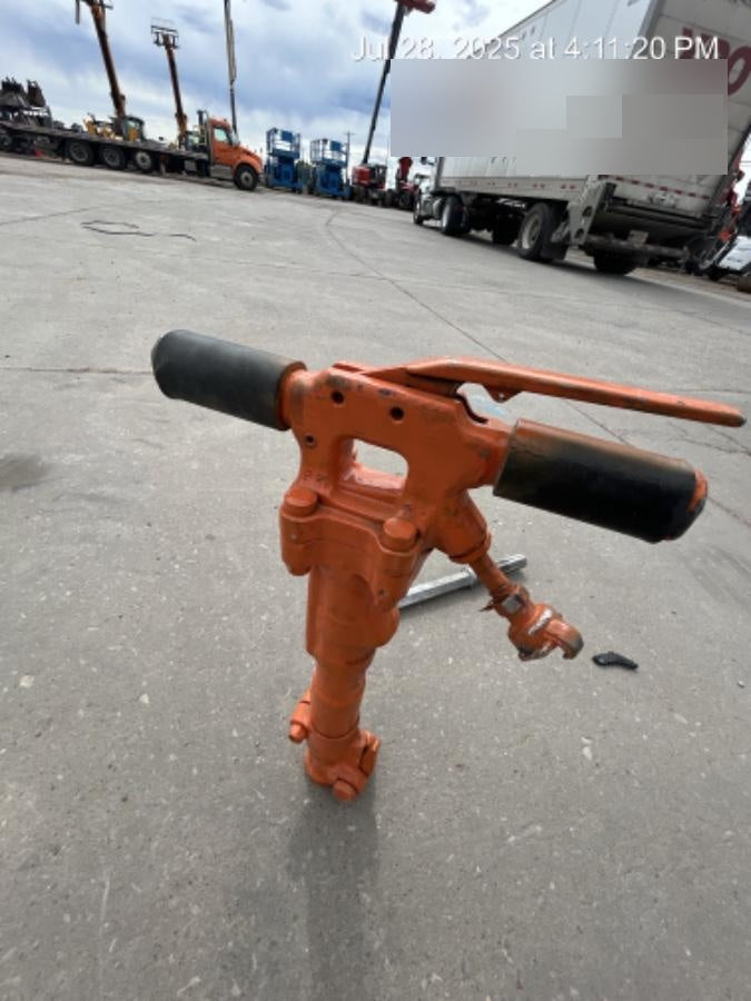 2021 MICHIGAN PNEUMATIC MP-30-1