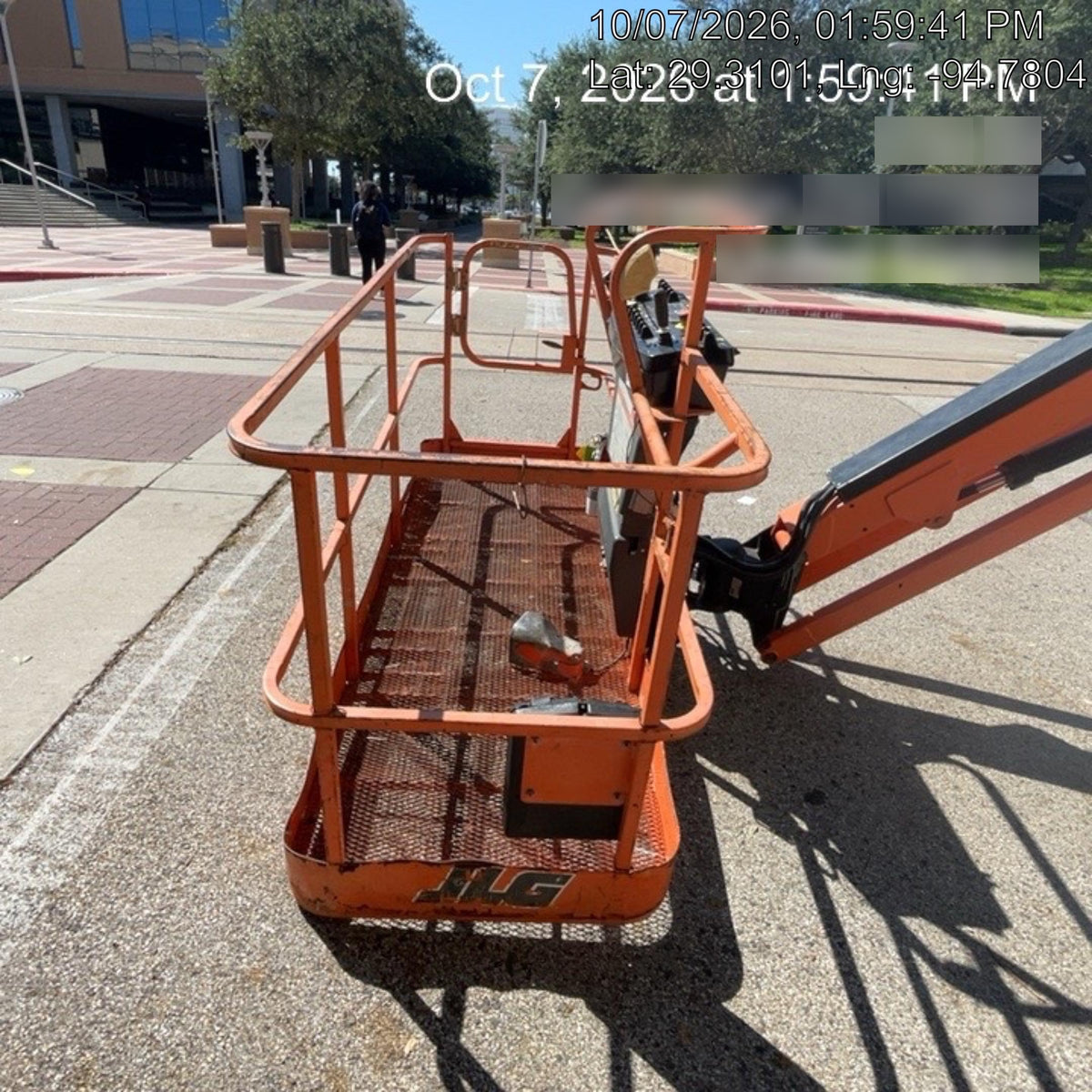 2019 JLG 600AJ