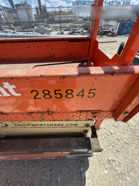 2022 JLG ES1932