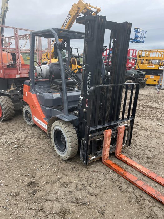 2022 TOYOTA 50-8FGU25