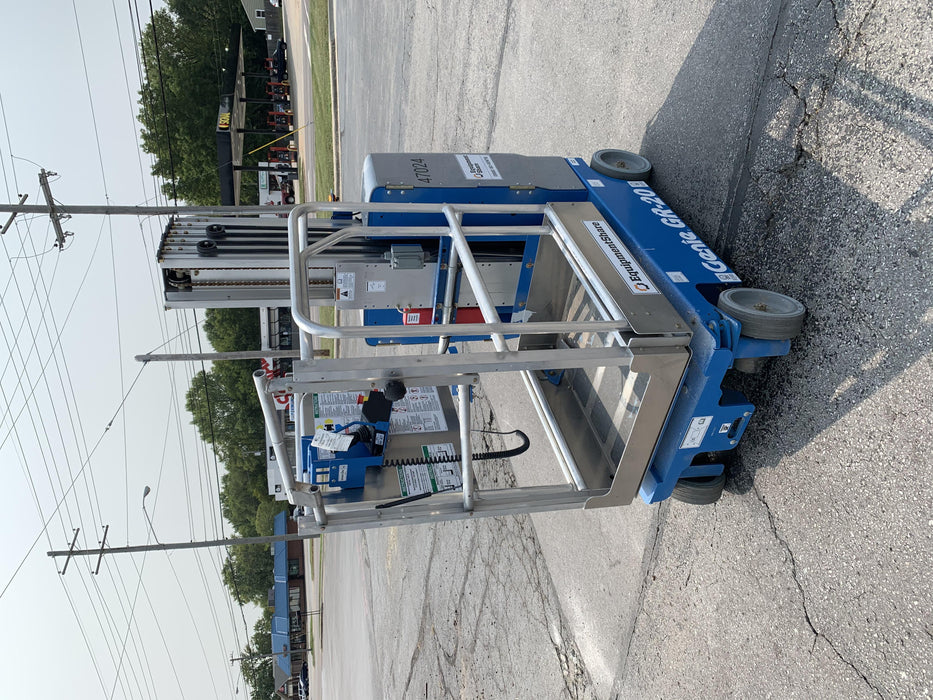 2019 GENIE GR-20