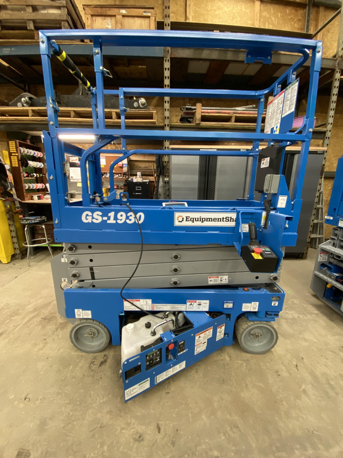 2020 Genie GS-1930 Solid Non Marking Tires, Beacon, Folding rails with half height swing gate