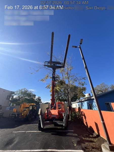 2025 JLG 1001095418