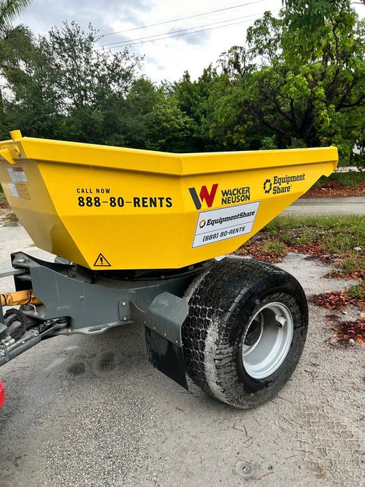 2025 WACKER NEUSON DW311 Cab Turf Tires