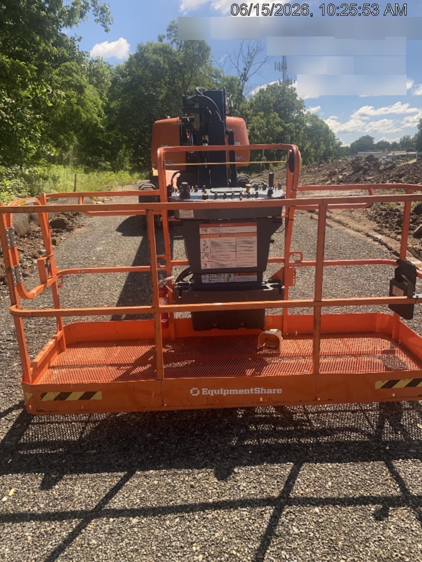 2025 JLG 660SJ