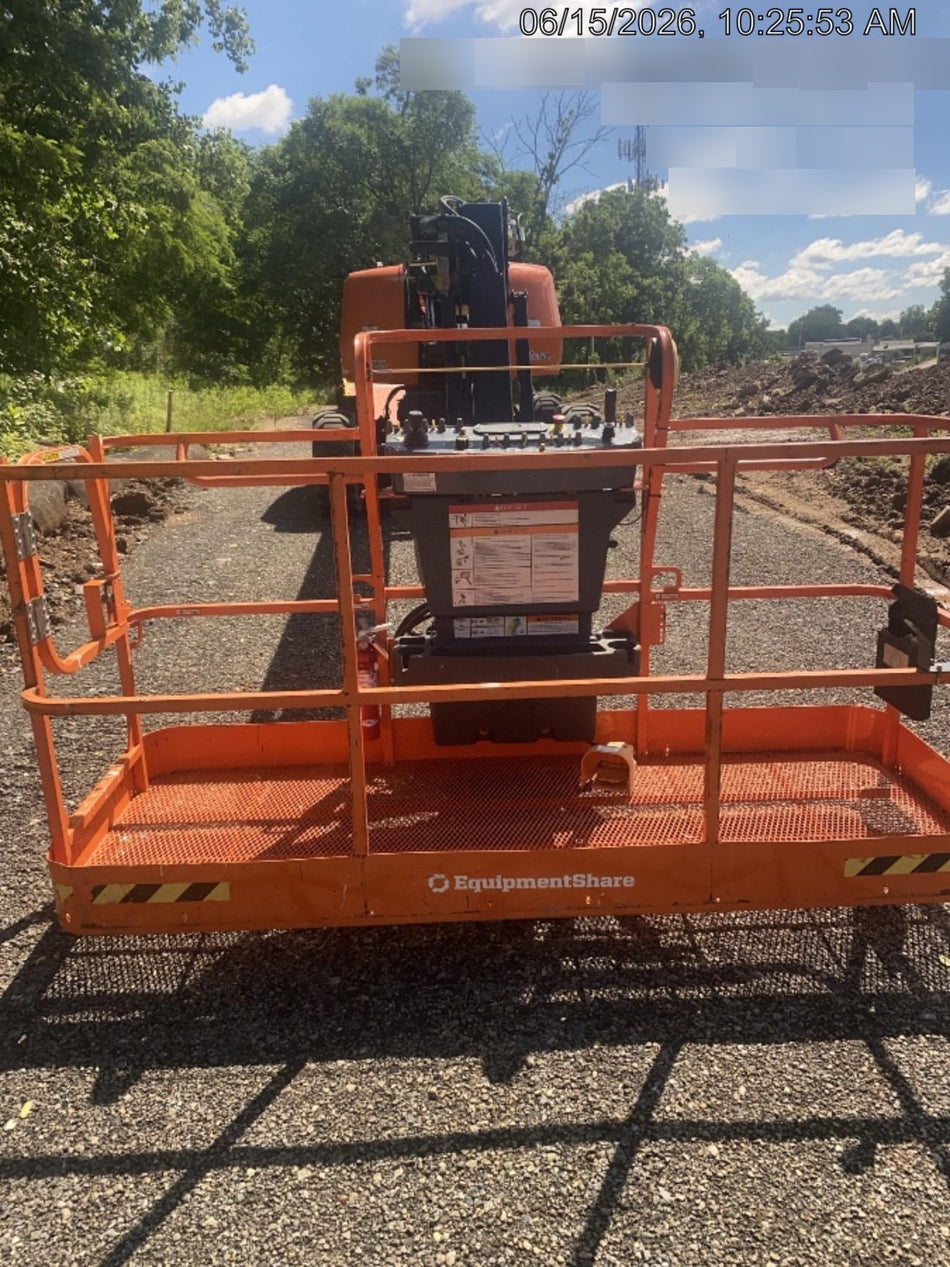 2025 JLG 660SJ