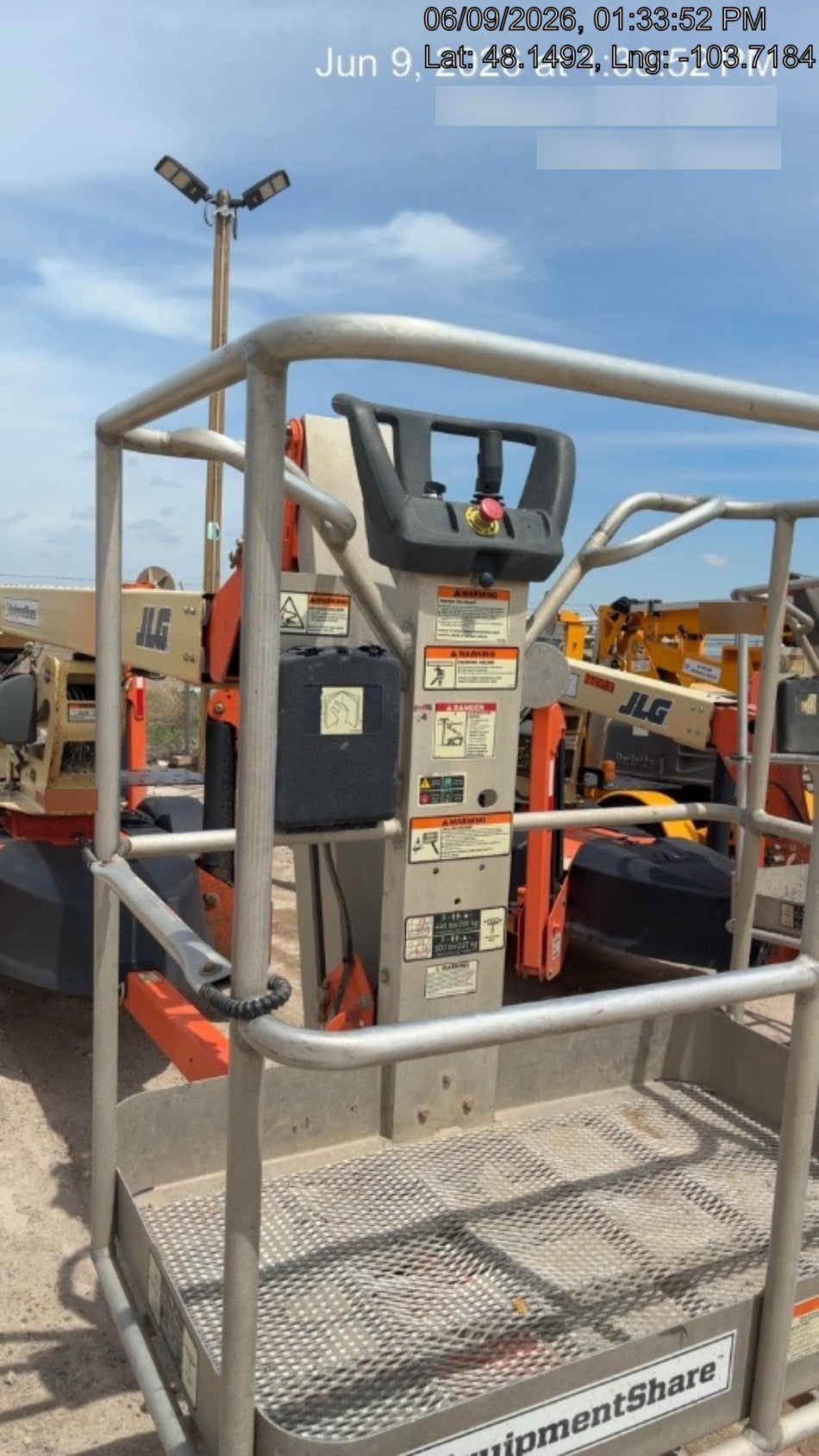 2022 JLG T500J