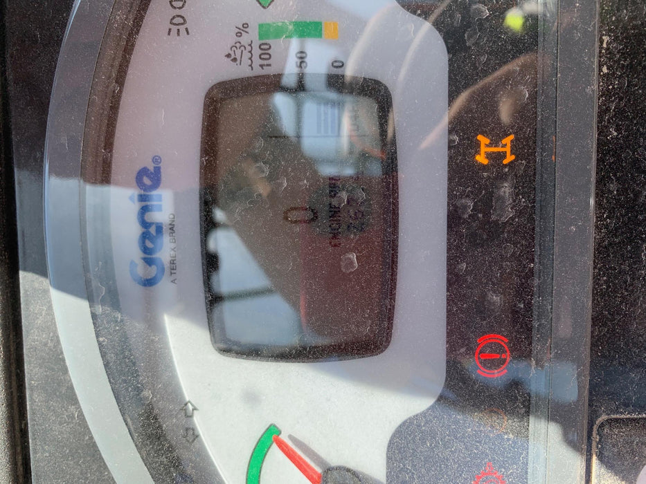 2018 Genie GTH-1056 Genie GTH-1056 w/Enclosed Cab w/HVAC, Work Lights, Solid Tires, Beacon, 60" Carriage and Forks