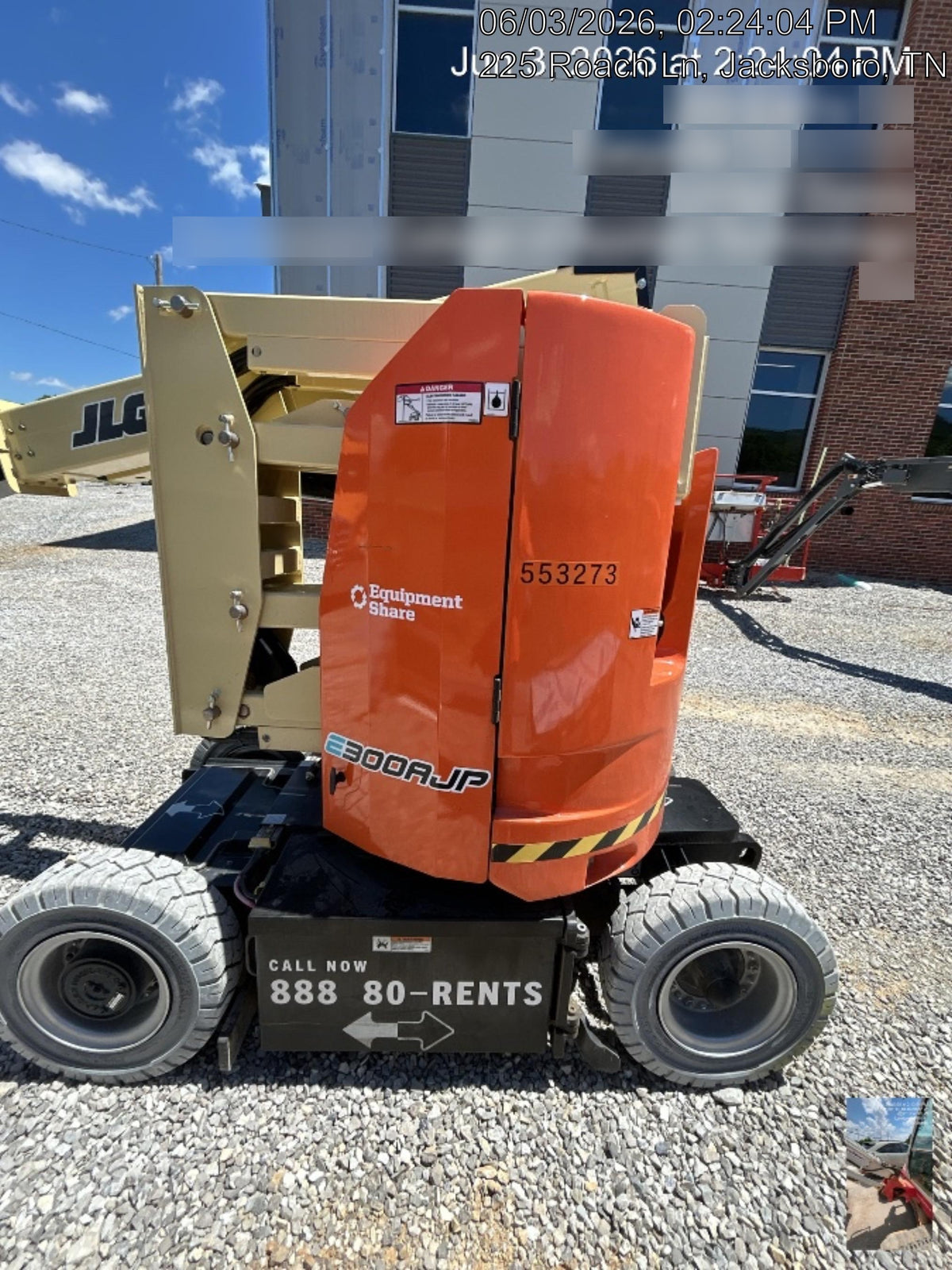 2025 JLG E300AJP