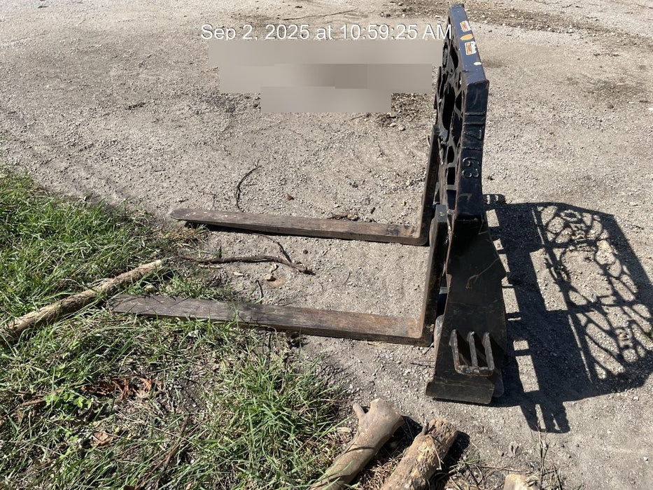2020 PALADIN 48" Pallet Forks - Paladin