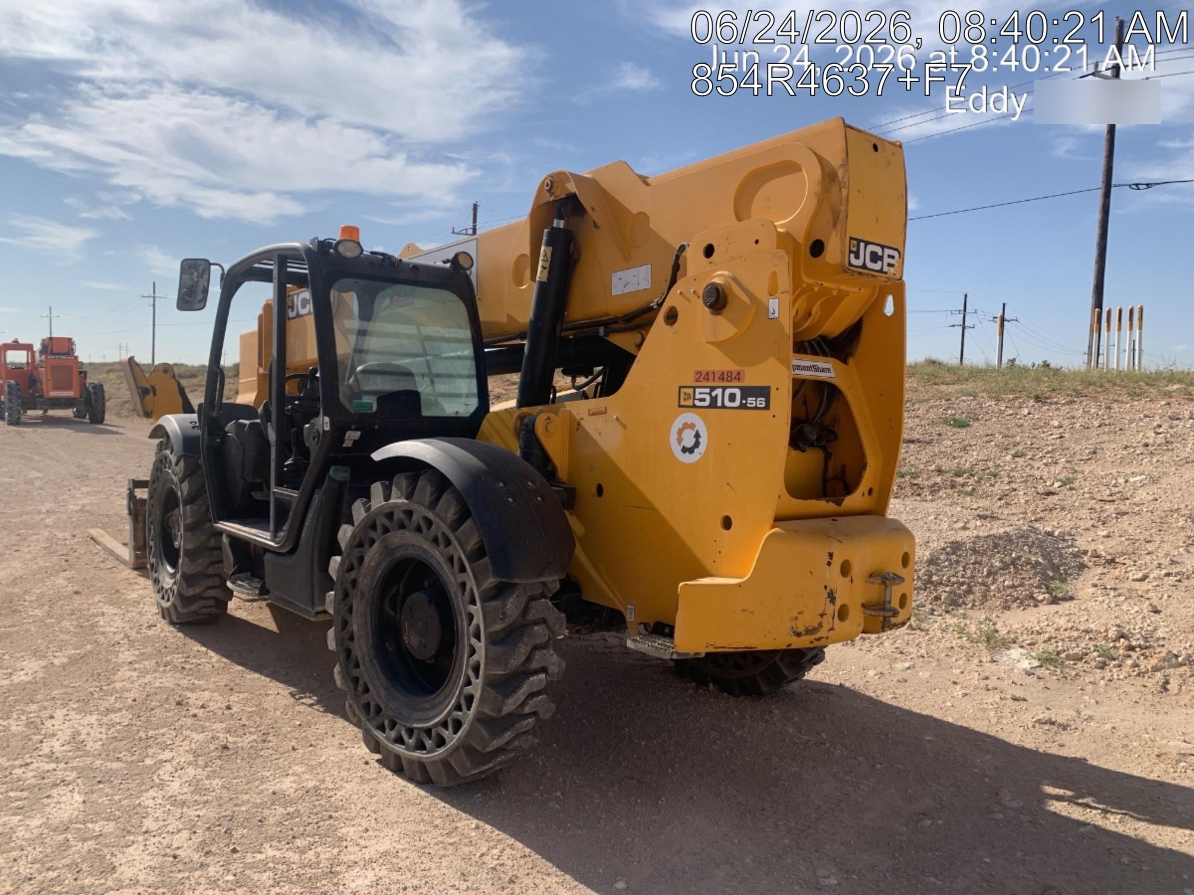 2022 JCB 510-56