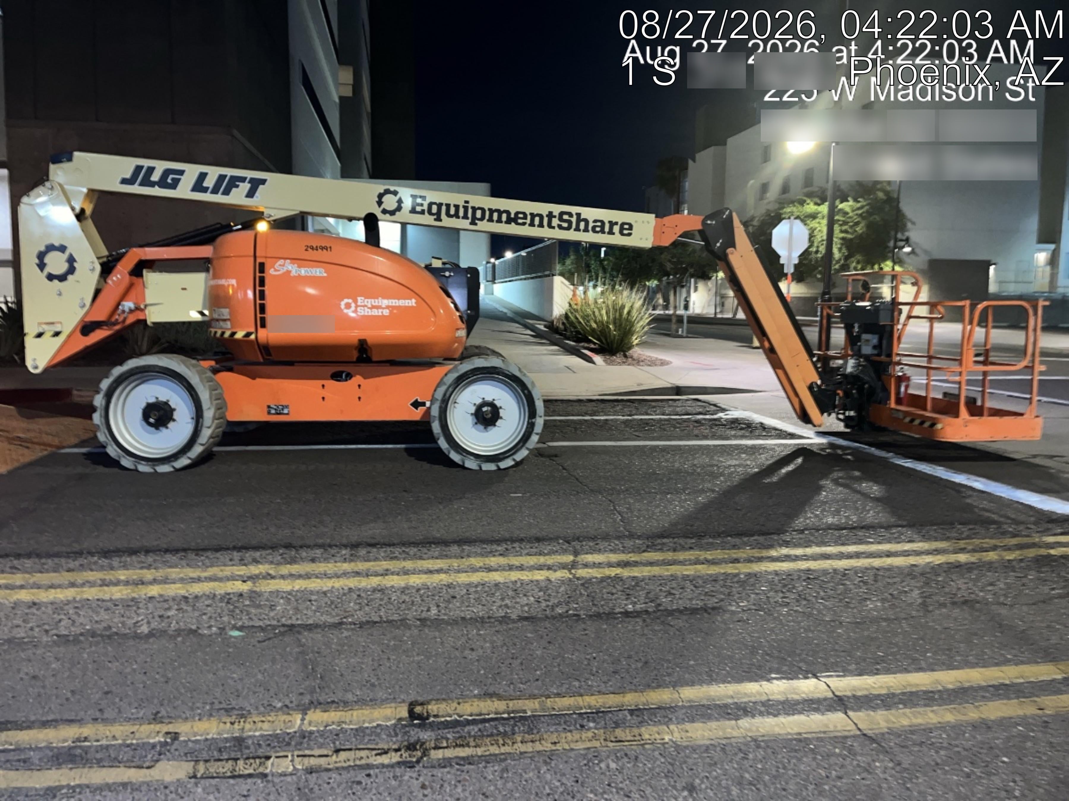 2023 JLG 600AJ