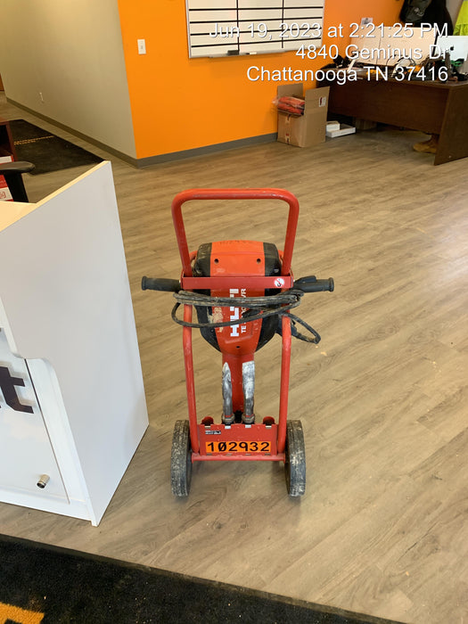 2020 HILTI TE 3000-AVR